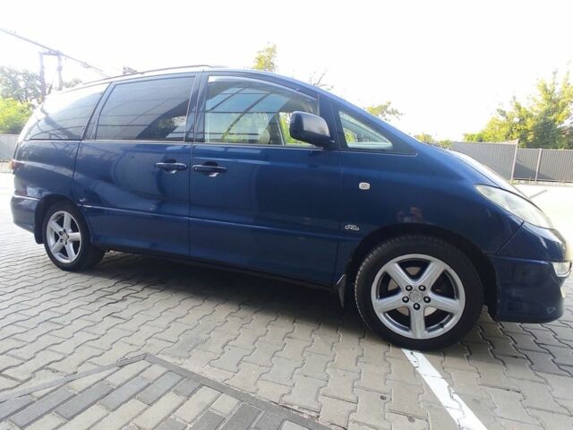 Синий Тойота Превиа, объемом двигателя 2 л и пробегом 380 тыс. км за 4500 $, фото 1 на Automoto.ua