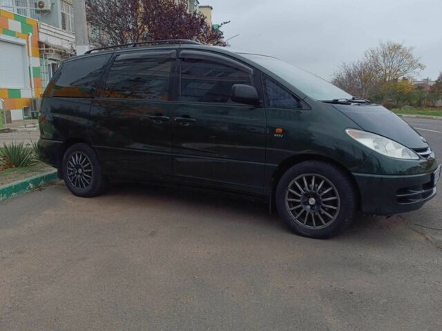 Зеленый Тойота Превиа, объемом двигателя 2.4 л и пробегом 340 тыс. км за 6000 $, фото 2 на Automoto.ua