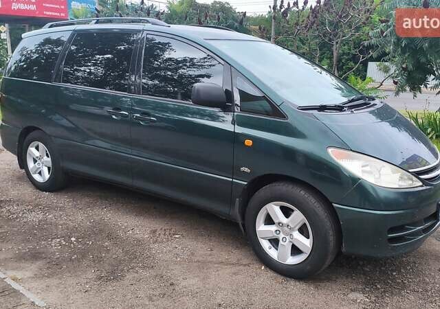Зеленый Тойота Превиа, объемом двигателя 2 л и пробегом 475 тыс. км за 6000 $, фото 2 на Automoto.ua