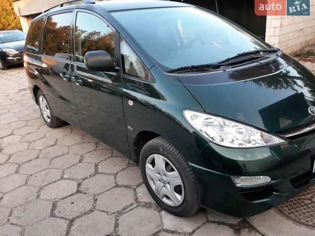 Зеленый Тойота Превиа, объемом двигателя 2 л и пробегом 350 тыс. км за 6200 $, фото 3 на Automoto.ua