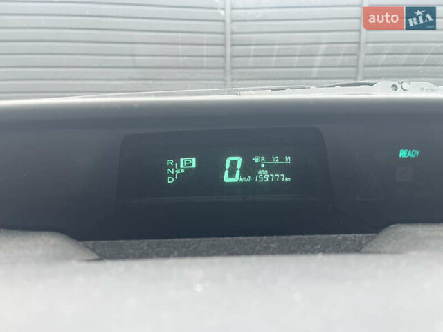 Белый Тойота Приус, объемом двигателя 1.5 л и пробегом 159 тыс. км за 13500 $, фото 11 на Automoto.ua