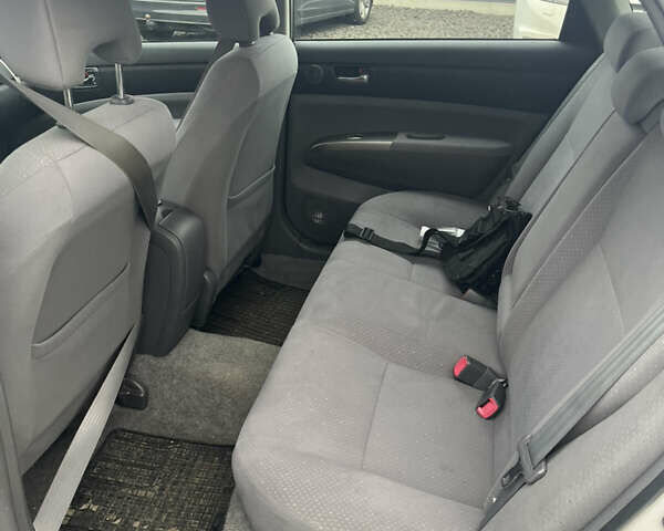 Белый Тойота Приус, объемом двигателя 1.5 л и пробегом 159 тыс. км за 13500 $, фото 15 на Automoto.ua