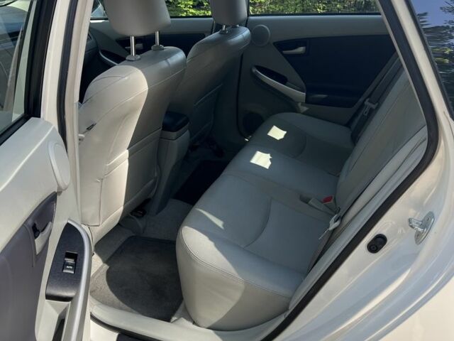 Білий Тойота Пріус, об'ємом двигуна 1.8 л та пробігом 195 тис. км за 12300 $, фото 12 на Automoto.ua