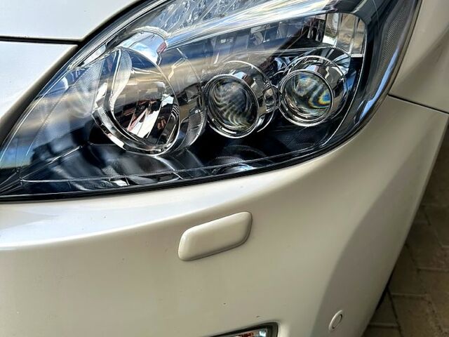 Білий Тойота Пріус, об'ємом двигуна 1.8 л та пробігом 293 тис. км за 10750 $, фото 10 на Automoto.ua