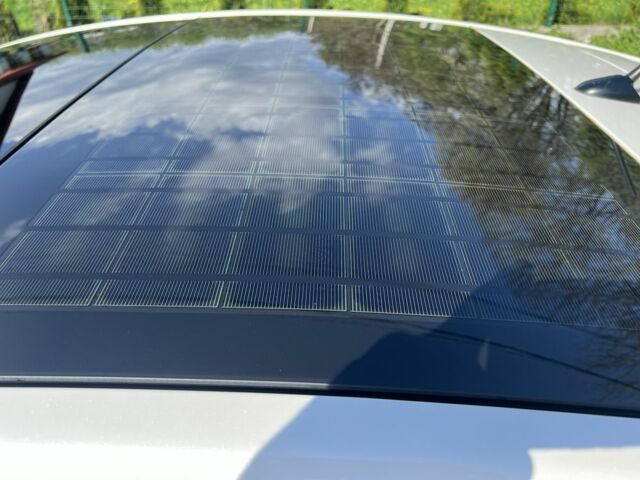 Білий Тойота Пріус, об'ємом двигуна 1.8 л та пробігом 195 тис. км за 12300 $, фото 4 на Automoto.ua