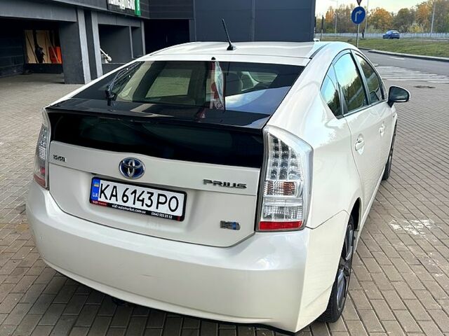 Білий Тойота Пріус, об'ємом двигуна 1.8 л та пробігом 293 тис. км за 10750 $, фото 5 на Automoto.ua
