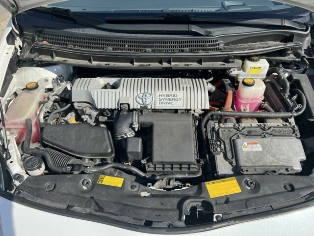 Білий Тойота Пріус, об'ємом двигуна 1.8 л та пробігом 195 тис. км за 12300 $, фото 19 на Automoto.ua