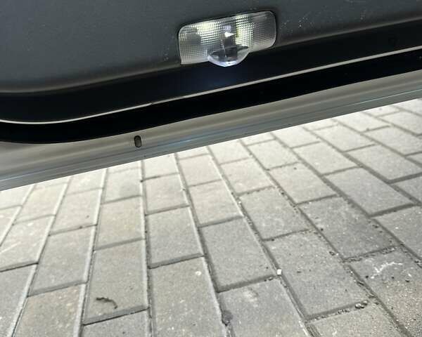 Белый Тойота Приус, объемом двигателя 1.8 л и пробегом 293 тыс. км за 10950 $, фото 30 на Automoto.ua