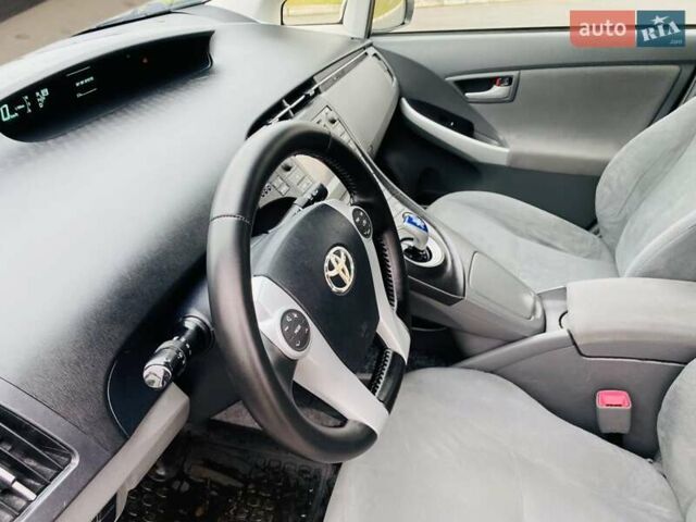 Білий Тойота Пріус, об'ємом двигуна 1.8 л та пробігом 221 тис. км за 8900 $, фото 30 на Automoto.ua