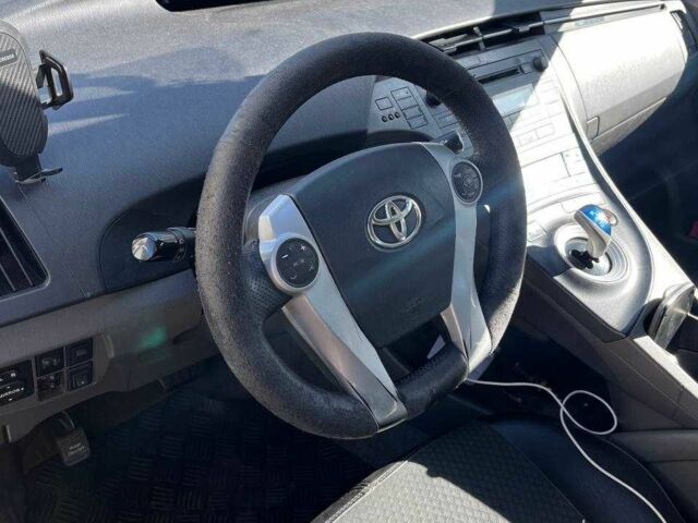 Білий Тойота Пріус, об'ємом двигуна 1.8 л та пробігом 380 тис. км за 9035 $, фото 8 на Automoto.ua