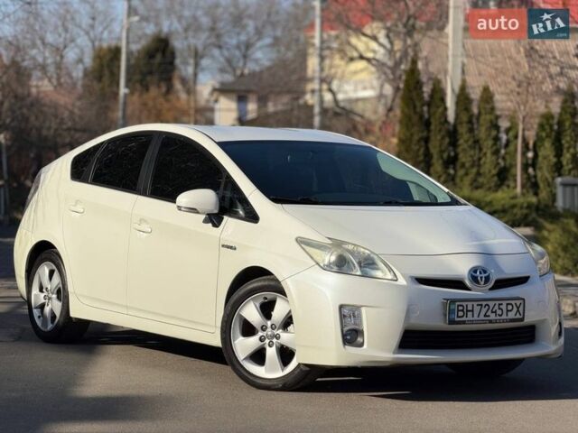 Білий Тойота Пріус, об'ємом двигуна 1.8 л та пробігом 232 тис. км за 8900 $, фото 3 на Automoto.ua