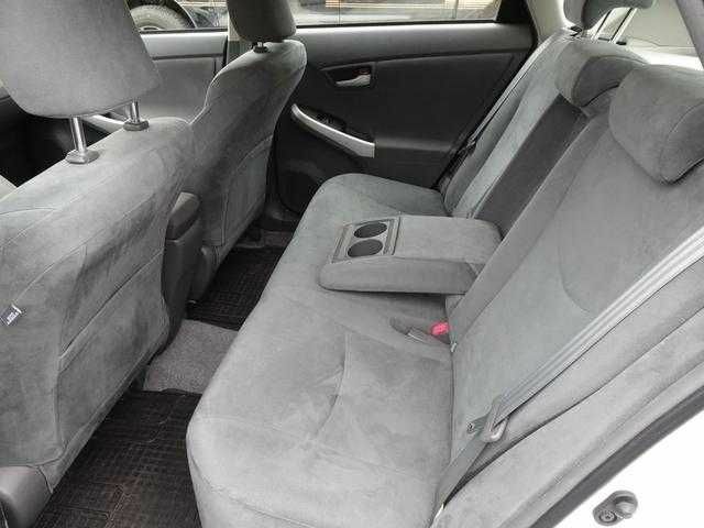 Белый Тойота Приус, объемом двигателя 1.8 л и пробегом 139 тыс. км за 8600 $, фото 14 на Automoto.ua