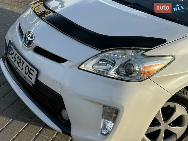 Белый Тойота Приус, объемом двигателя 1.8 л и пробегом 235 тыс. км за 11700 $, фото 15 на Automoto.ua