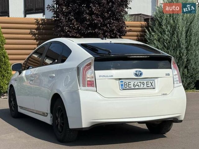 Белый Тойота Приус, объемом двигателя 1.8 л и пробегом 230 тыс. км за 10500 $, фото 31 на Automoto.ua