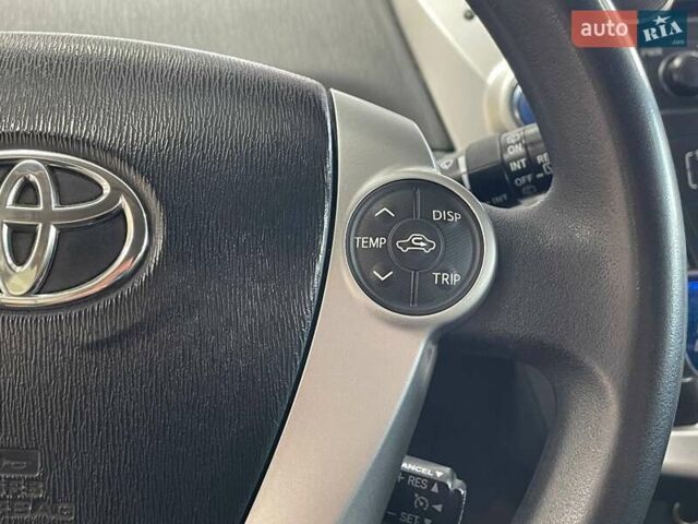 Белый Тойота Приус, объемом двигателя 1.79 л и пробегом 217 тыс. км за 10990 $, фото 23 на Automoto.ua