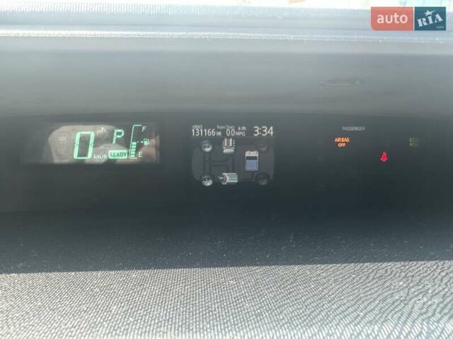 Белый Тойота Приус, объемом двигателя 1.5 л и пробегом 211 тыс. км за 10300 $, фото 14 на Automoto.ua