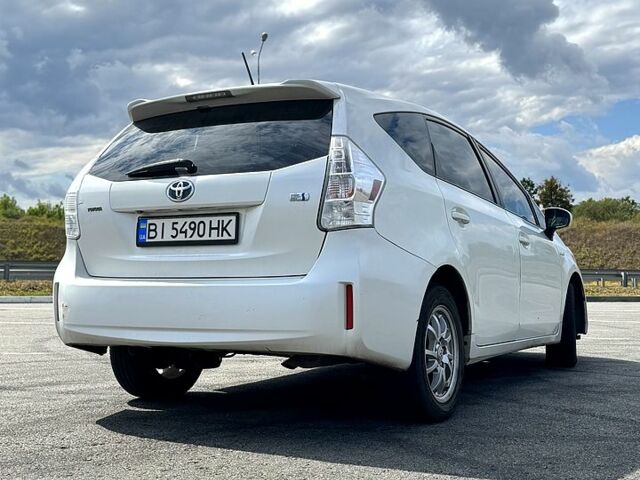 Білий Тойота Пріус, об'ємом двигуна 1.8 л та пробігом 340 тис. км за 13200 $, фото 2 на Automoto.ua