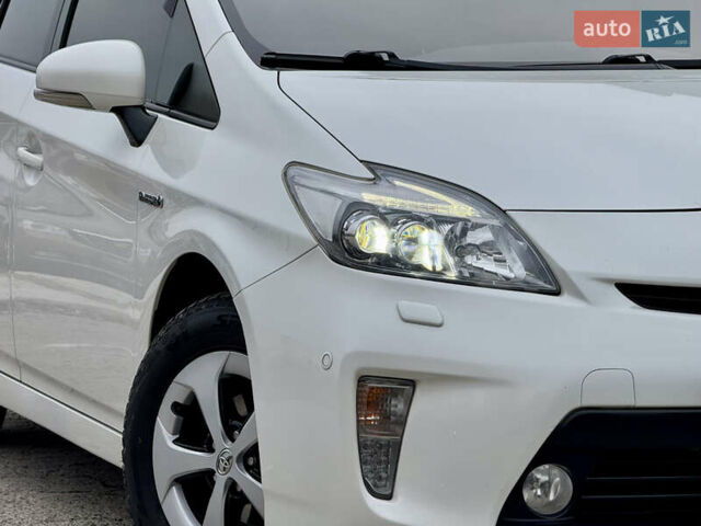 Белый Тойота Приус, объемом двигателя 1.8 л и пробегом 165 тыс. км за 12700 $, фото 74 на Automoto.ua