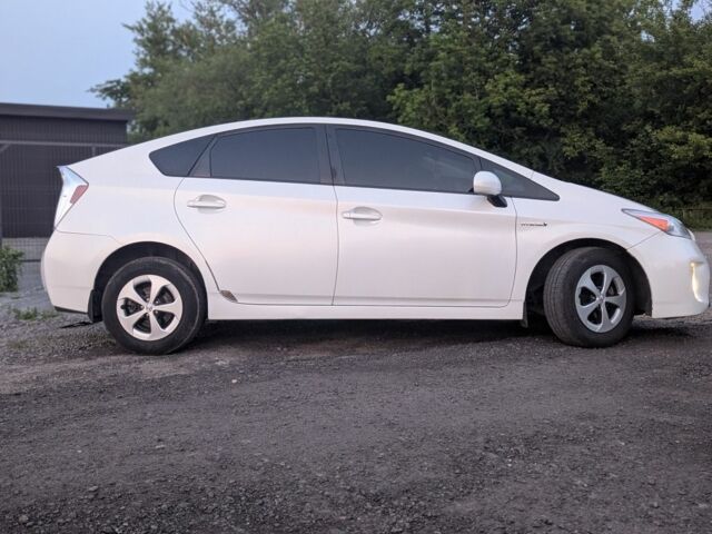 Белый Тойота Приус, объемом двигателя 1.8 л и пробегом 255 тыс. км за 11500 $, фото 7 на Automoto.ua