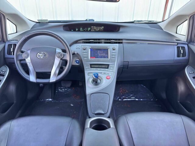 Білий Тойота Пріус, об'ємом двигуна 1.8 л та пробігом 86 тис. км за 1700 $, фото 12 на Automoto.ua