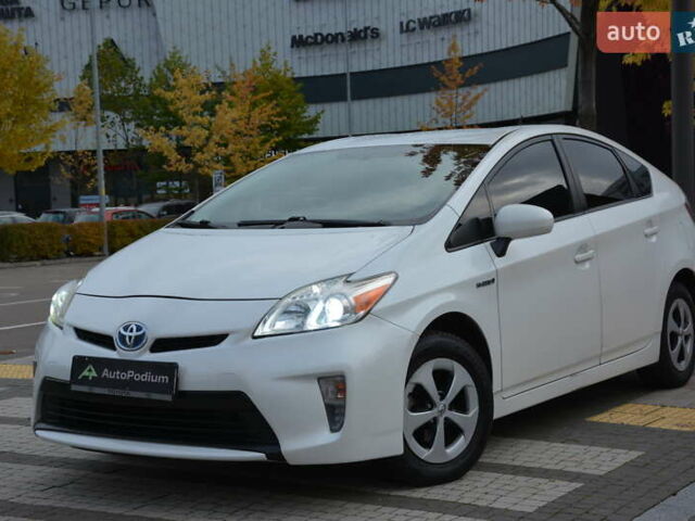 Белый Тойота Приус, объемом двигателя 1.8 л и пробегом 281 тыс. км за 9999 $, фото 13 на Automoto.ua