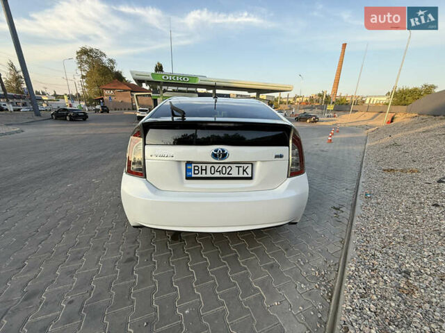 Белый Тойота Приус, объемом двигателя 1.8 л и пробегом 376 тыс. км за 10500 $, фото 13 на Automoto.ua