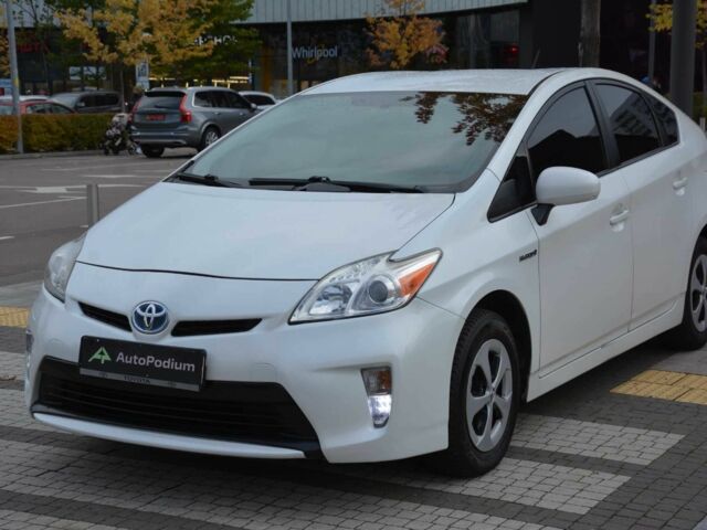 Білий Тойота Пріус, об'ємом двигуна 1.8 л та пробігом 280 тис. км за 10012 $, фото 1 на Automoto.ua