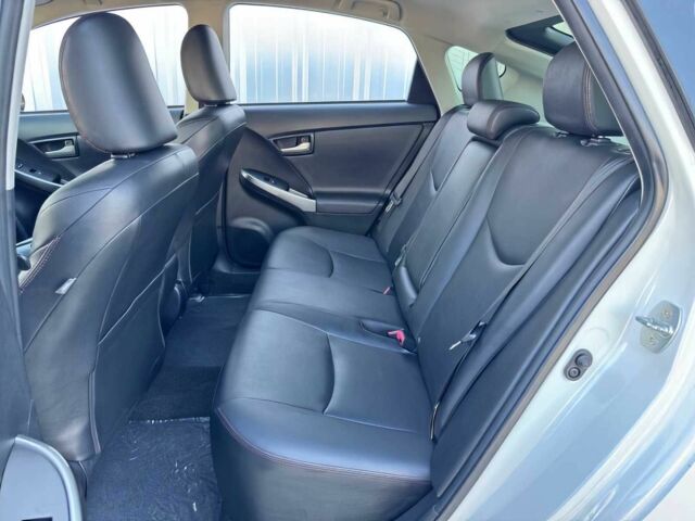 Білий Тойота Пріус, об'ємом двигуна 1.8 л та пробігом 86 тис. км за 1700 $, фото 14 на Automoto.ua