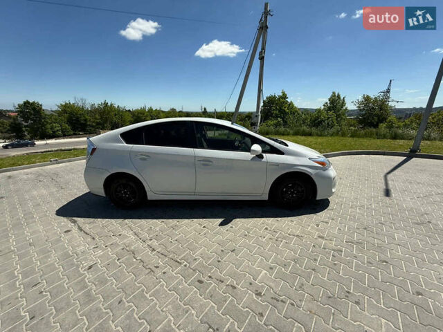 Белый Тойота Приус, объемом двигателя 1.8 л и пробегом 312 тыс. км за 14500 $, фото 20 на Automoto.ua