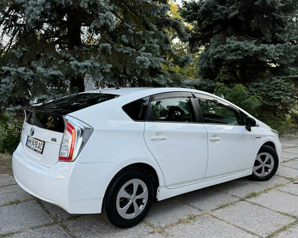 Білий Тойота Пріус, об'ємом двигуна 1.8 л та пробігом 117 тис. км за 13200 $, фото 34 на Automoto.ua