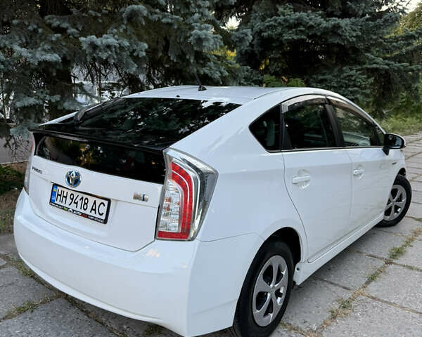 Білий Тойота Пріус, об'ємом двигуна 1.8 л та пробігом 117 тис. км за 13200 $, фото 28 на Automoto.ua