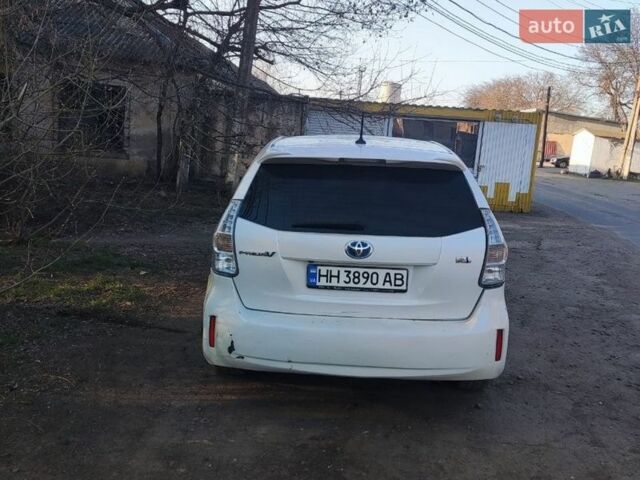 Білий Тойота Пріус, об'ємом двигуна 1.79 л та пробігом 230 тис. км за 10500 $, фото 5 на Automoto.ua