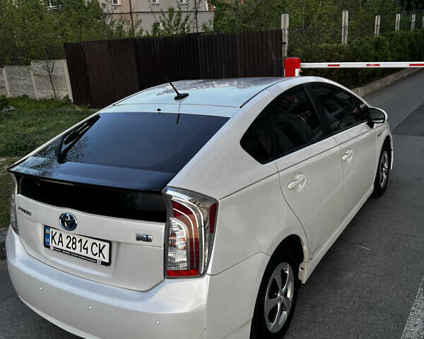 Белый Тойота Приус, объемом двигателя 1.8 л и пробегом 143 тыс. км за 11900 $, фото 6 на Automoto.ua