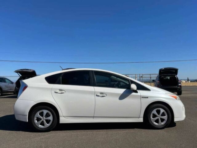 Белый Тойота Приус, объемом двигателя 1.8 л и пробегом 86 тыс. км за 6400 $, фото 3 на Automoto.ua