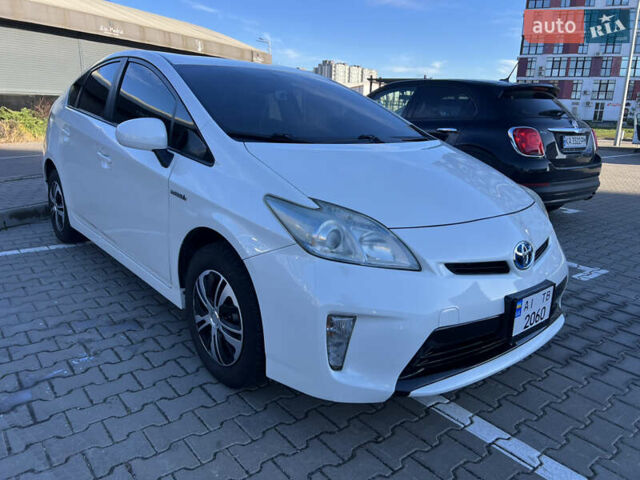 Белый Тойота Приус, объемом двигателя 1.8 л и пробегом 177 тыс. км за 15300 $, фото 4 на Automoto.ua