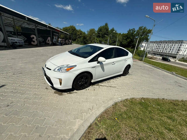 Белый Тойота Приус, объемом двигателя 1.8 л и пробегом 312 тыс. км за 14500 $, фото 18 на Automoto.ua