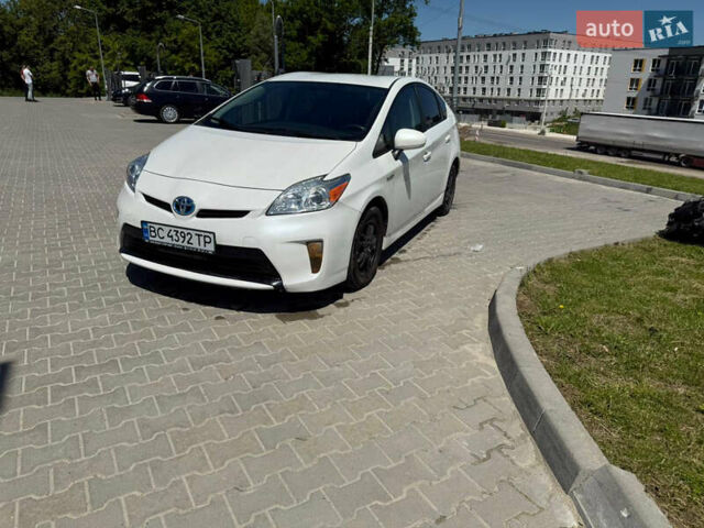 Белый Тойота Приус, объемом двигателя 1.8 л и пробегом 312 тыс. км за 14500 $, фото 6 на Automoto.ua