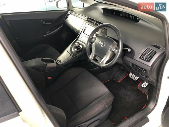 Тойота Приус 2014 в Одессе на Automoto.ua Белый Тойота Приус, объемом двигателя 1.8 л и пробегом 159 тыс. км за 13000 $, фото 30 на Automoto.ua