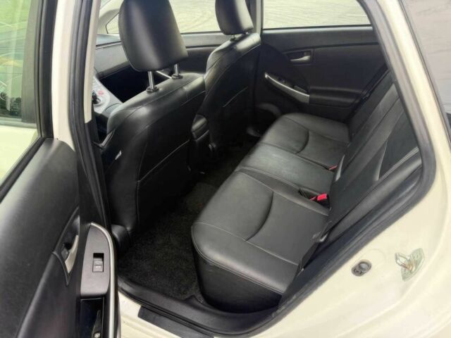 Белый Тойота Приус, объемом двигателя 1.8 л и пробегом 71 тыс. км за 7600 $, фото 9 на Automoto.ua