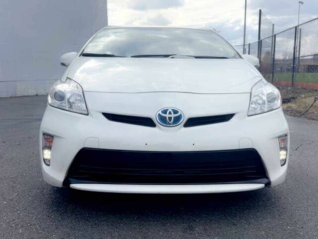 Белый Тойота Приус, объемом двигателя 1.8 л и пробегом 72 тыс. км за 6500 $, фото 1 на Automoto.ua