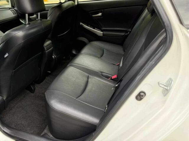 Белый Тойота Приус, объемом двигателя 1.8 л и пробегом 71 тыс. км за 5900 $, фото 11 на Automoto.ua