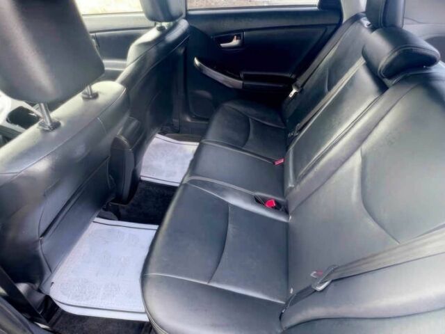 Белый Тойота Приус, объемом двигателя 1.8 л и пробегом 72 тыс. км за 6500 $, фото 9 на Automoto.ua