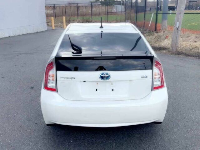 Белый Тойота Приус, объемом двигателя 1.8 л и пробегом 72 тыс. км за 6500 $, фото 4 на Automoto.ua