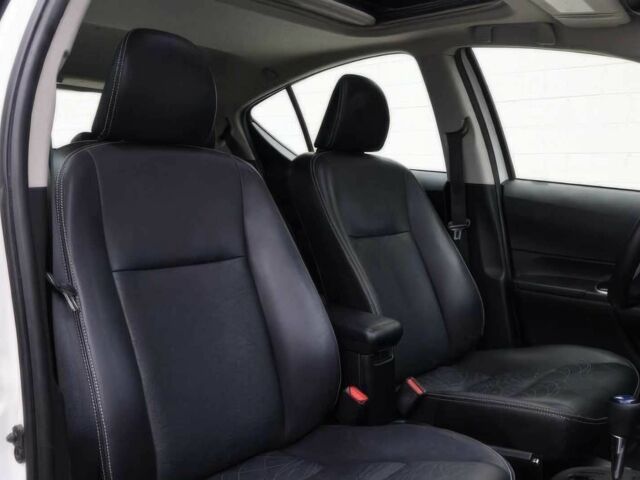 Белый Тойота Приус, объемом двигателя 1.5 л и пробегом 78 тыс. км за 4100 $, фото 9 на Automoto.ua