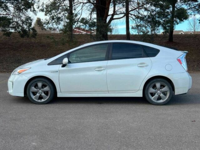 Белый Тойота Приус, объемом двигателя 1.8 л и пробегом 131 тыс. км за 5950 $, фото 2 на Automoto.ua