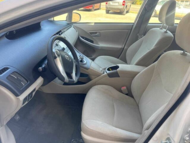 Белый Тойота Приус, объемом двигателя 1.8 л и пробегом 74 тыс. км за 6400 $, фото 7 на Automoto.ua