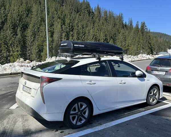 Белый Тойота Приус, объемом двигателя 1.8 л и пробегом 240 тыс. км за 17700 $, фото 40 на Automoto.ua