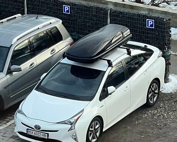 Белый Тойота Приус, объемом двигателя 1.8 л и пробегом 240 тыс. км за 17700 $, фото 39 на Automoto.ua