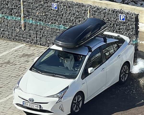 Белый Тойота Приус, объемом двигателя 1.8 л и пробегом 240 тыс. км за 17700 $, фото 43 на Automoto.ua