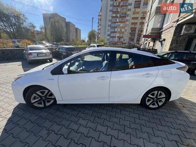 Белый Тойота Приус, объемом двигателя 1.8 л и пробегом 240 тыс. км за 17700 $, фото 5 на Automoto.ua